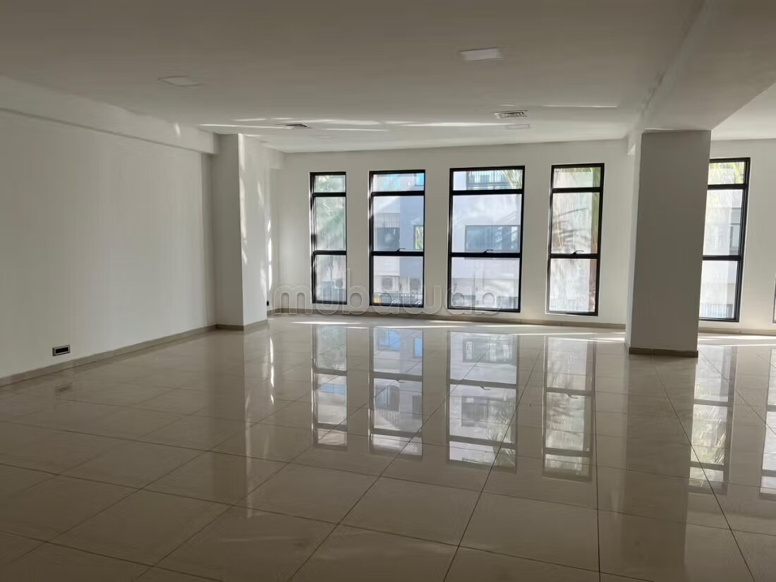 Office 71 m² for rent in Casablanca — Photo 73