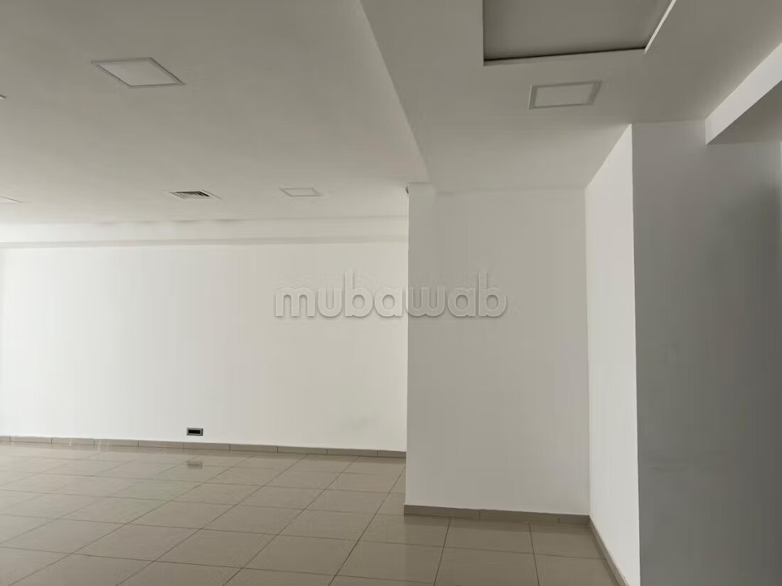 Office 71 m² for rent in Casablanca — Photo 76