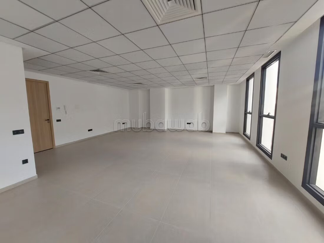 Office 71 m² for rent in Casablanca — Photo 80