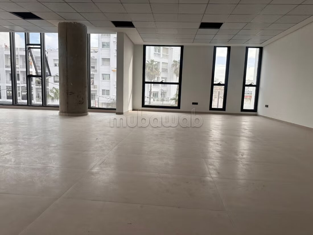 Office 71 m² for rent in Casablanca — Photo 181