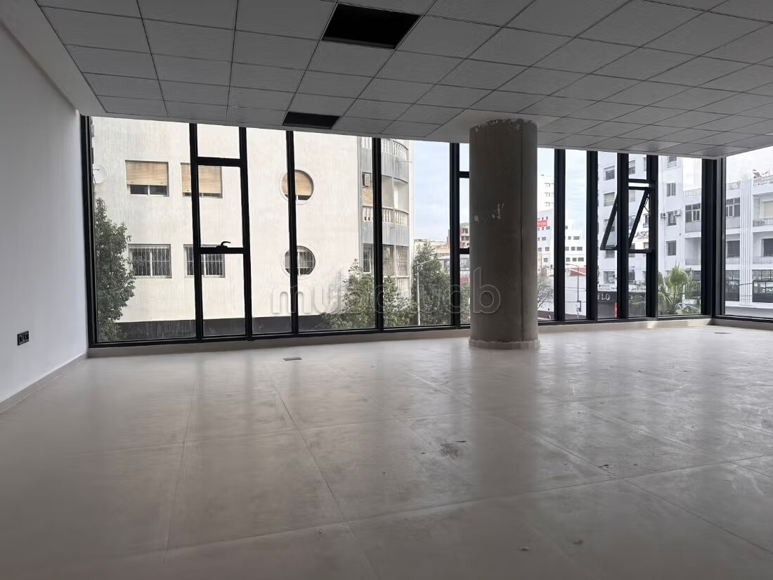 Office 71 m² for rent in Casablanca — Photo 182