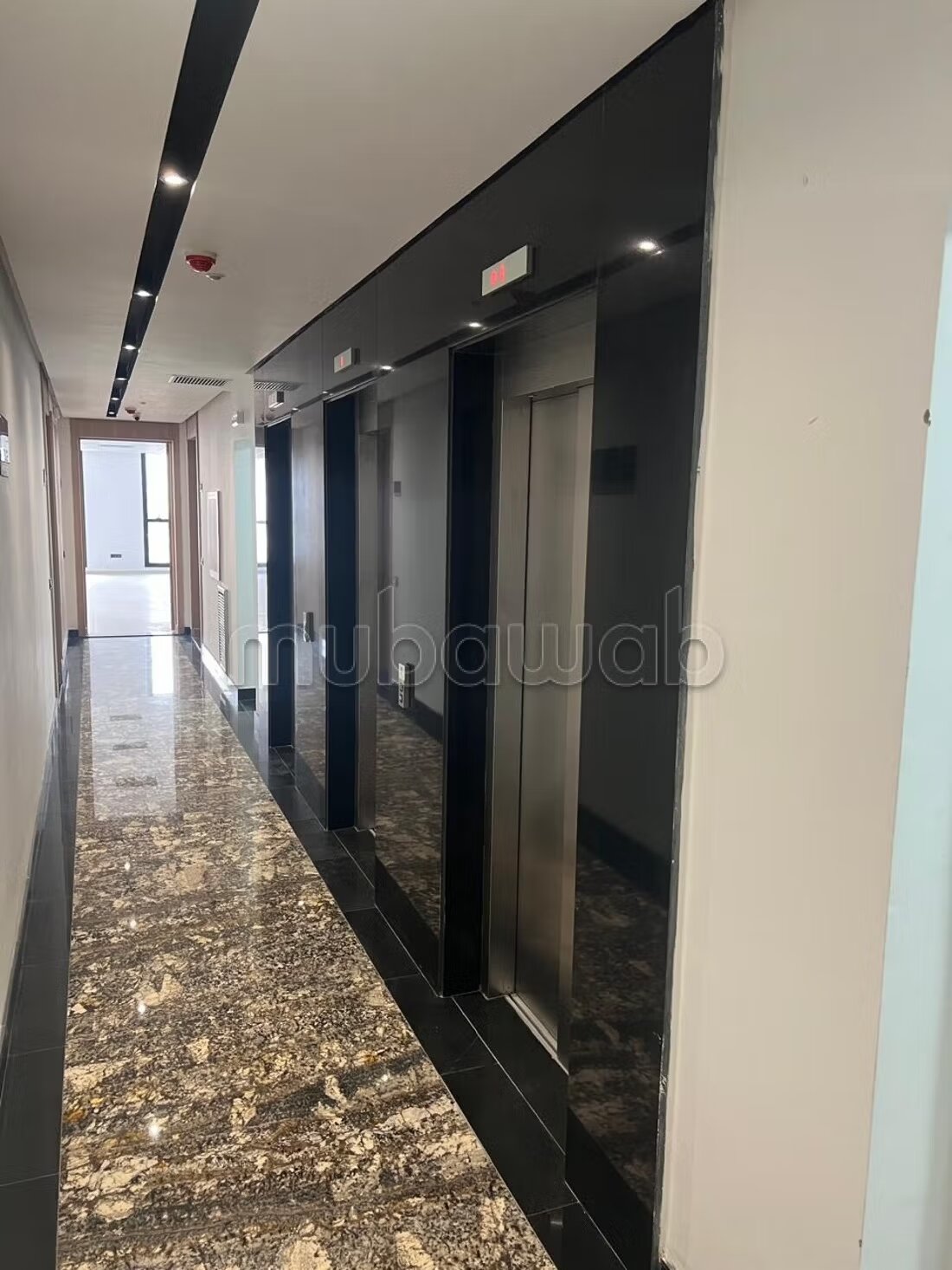 Office 71 m² for rent in Casablanca — Photo 183