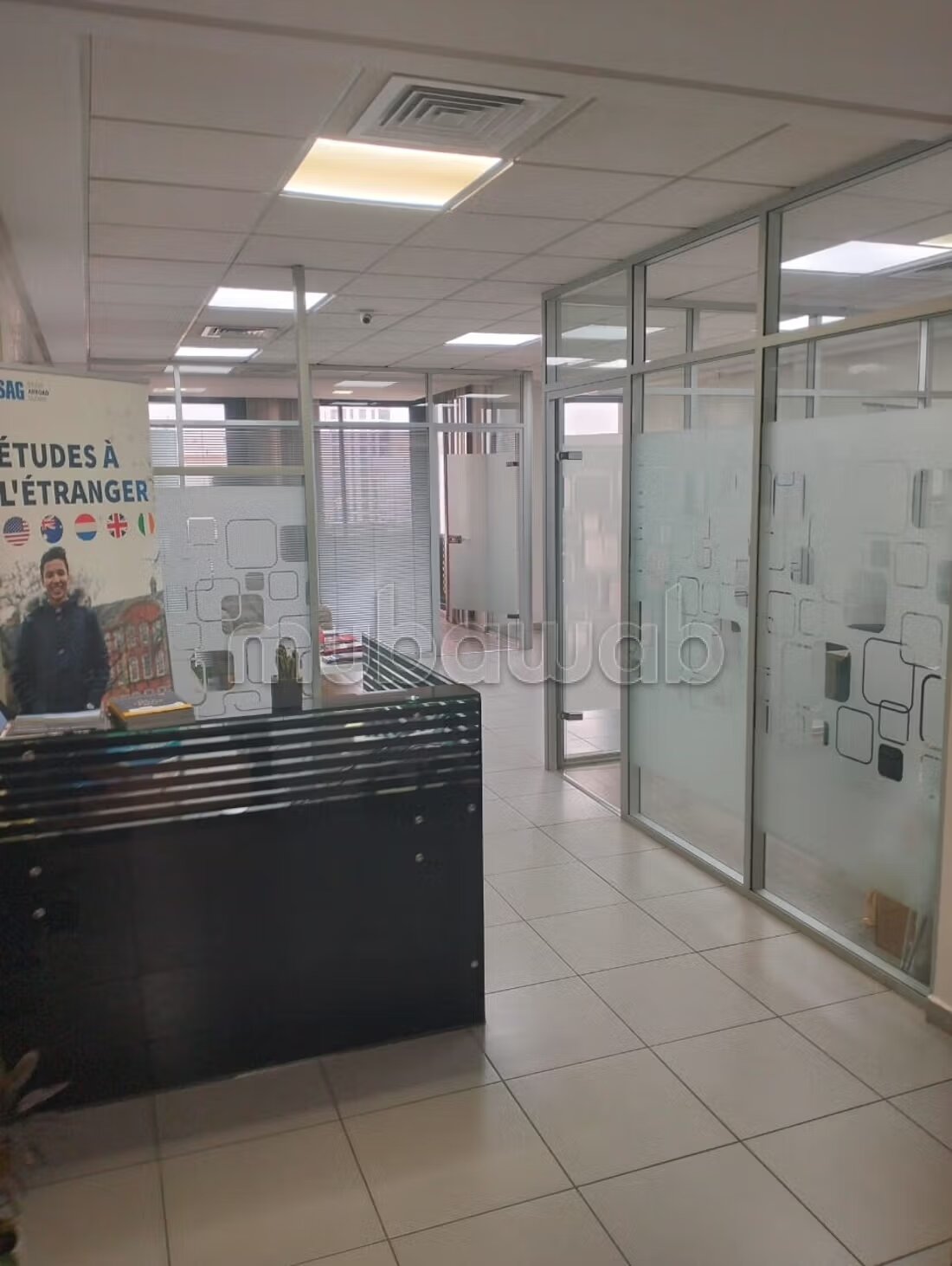 Office 71 m² for rent in Casablanca — Photo 192