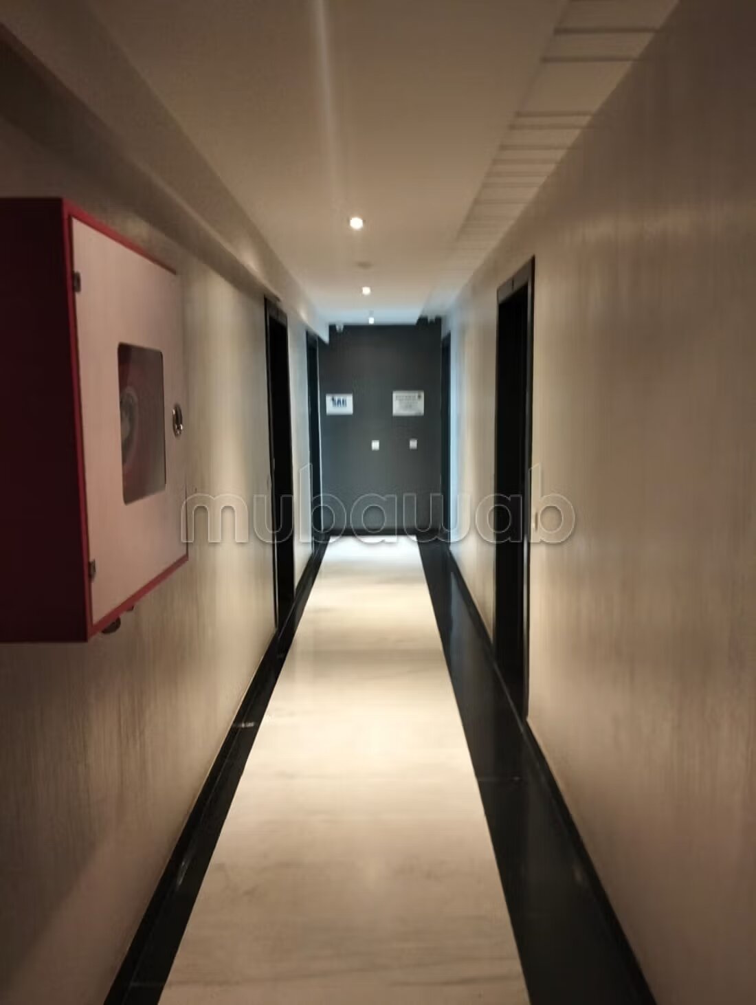 Office 71 m² for rent in Casablanca — Photo 193