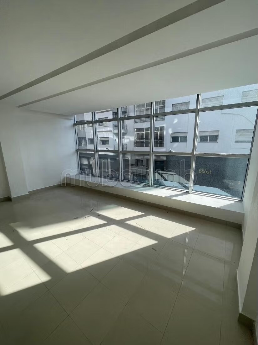 Office 71 m² for rent in Casablanca — Photo 196