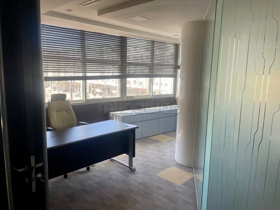 Office 71 m² for rent in Casablanca — Photo 205