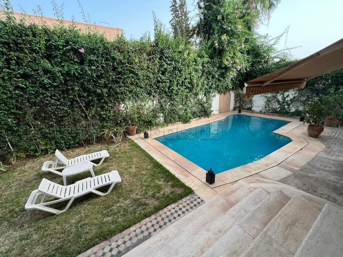Villa 750 m² for rent in Marrakech (Jawhar) — Photo 2
