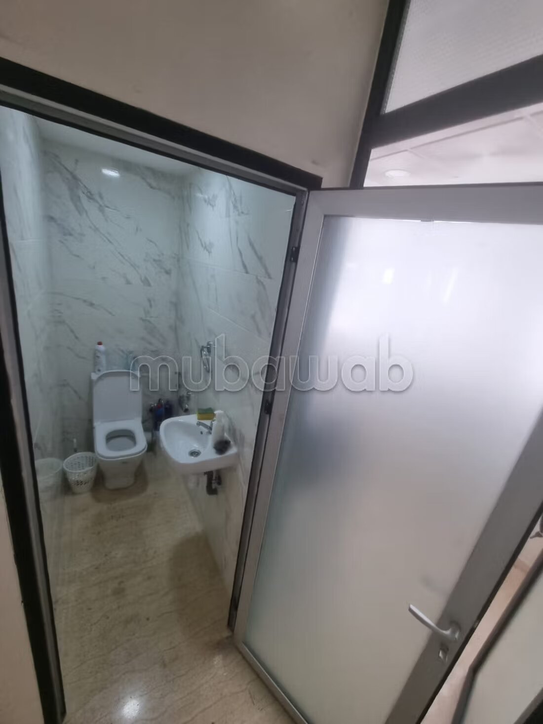 Office 95 m² for rent in Casablanca — Photo 19