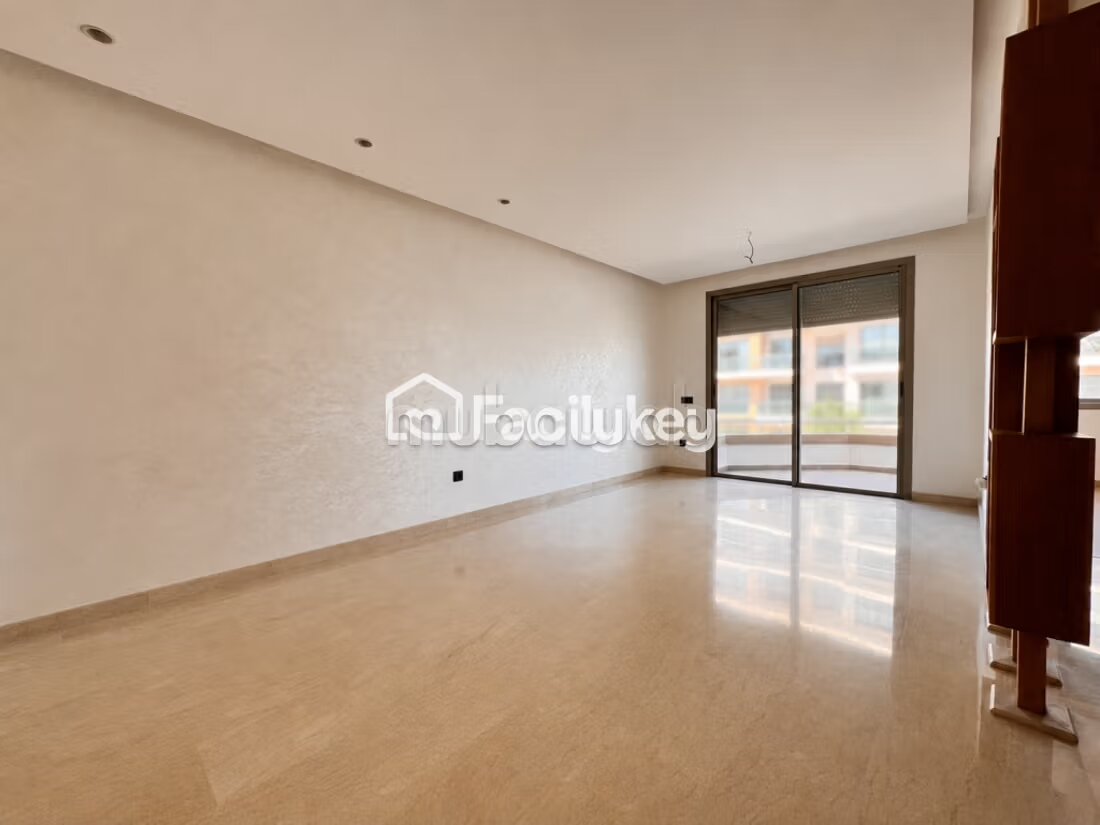 Apartment 111 m² for rent in Casablanca — Photo 4