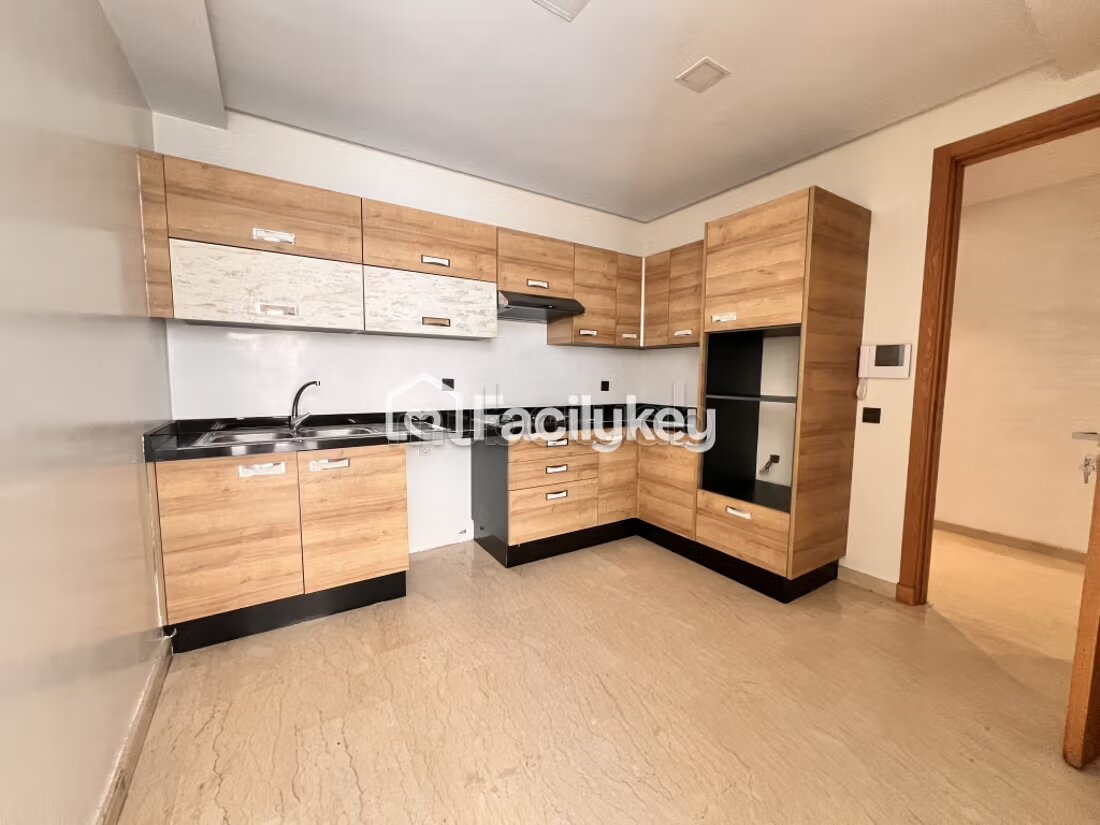 Apartment 111 m² for rent in Casablanca — Photo 5