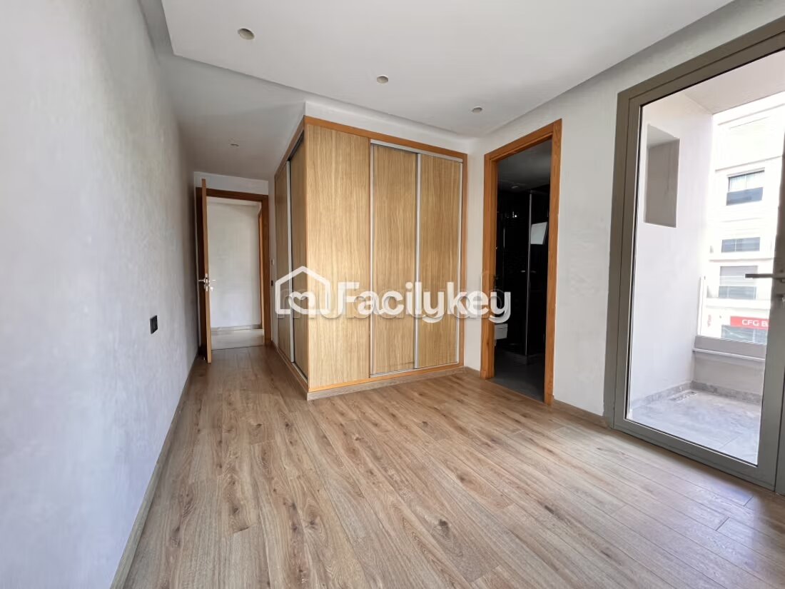 Apartment 111 m² for rent in Casablanca — Photo 11