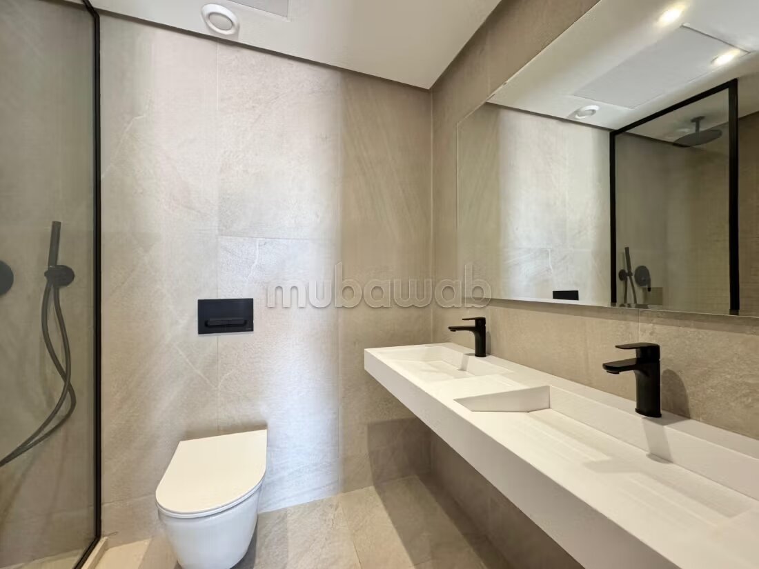 شقة للايجار 168 م² في الدار البيضاء — Photo 12