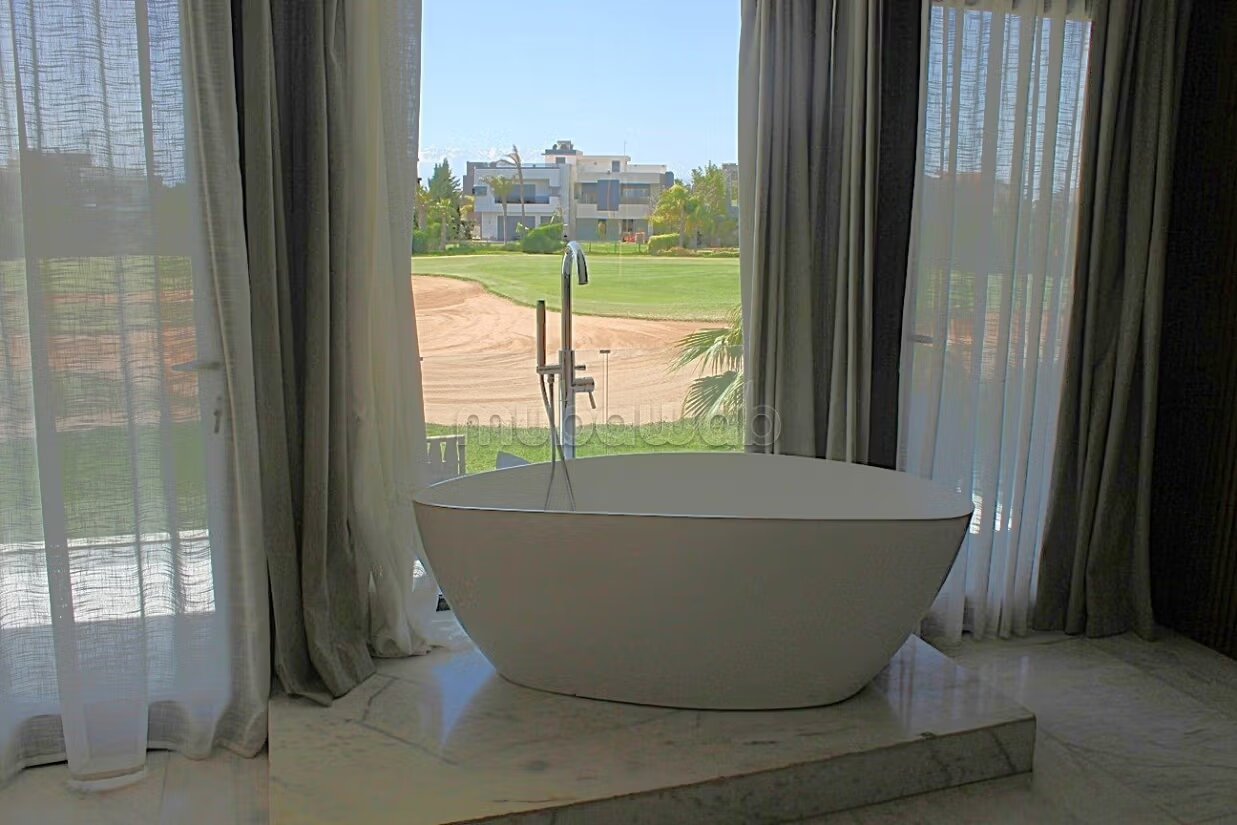 Villa 450 m² for rent in Marrakech — Photo 22