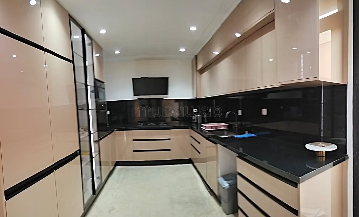 Villa 450 m² for rent in Marrakech — Photo 31