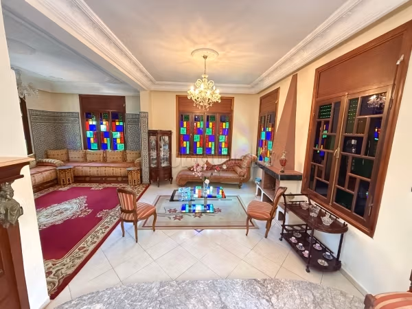 Villa 350 m² à vendre à Rabat — Photo 4