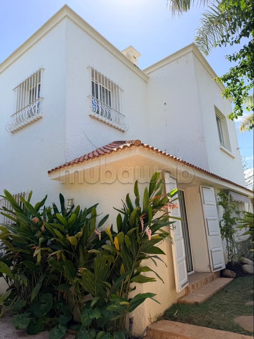 Villa 553 m² for sale in Ain Diab — Photo 2