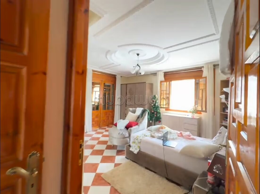 Villa 330 m² for sale in Béni Yakhlef — Photo 5