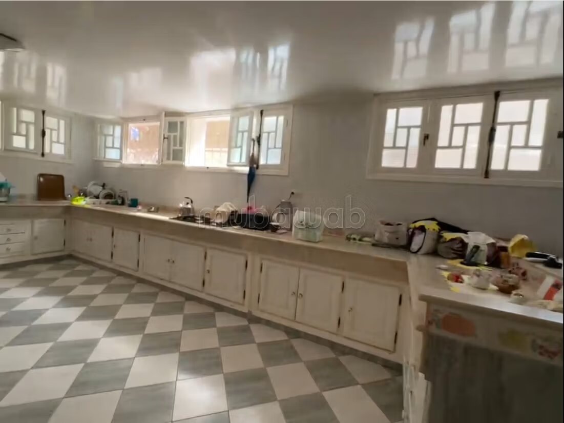 Villa 330 m² for sale in Béni Yakhlef — Photo 7