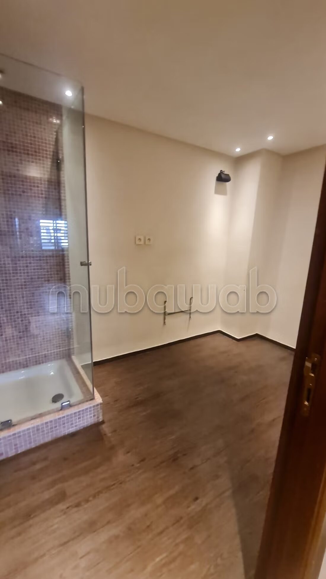 Office 300 m² for Sale in Casablanca — Photo 4