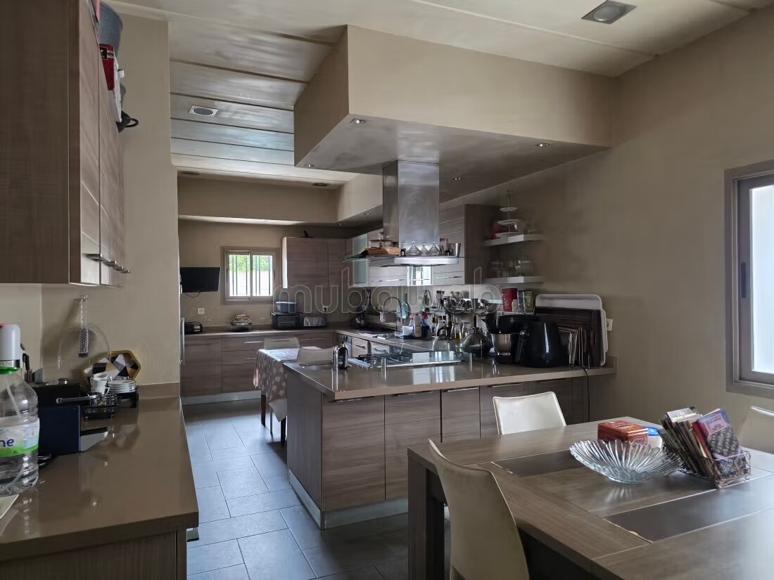 500 m² Villa for sale on Abdelkrim Khattabi, Casablanca — Photo 10