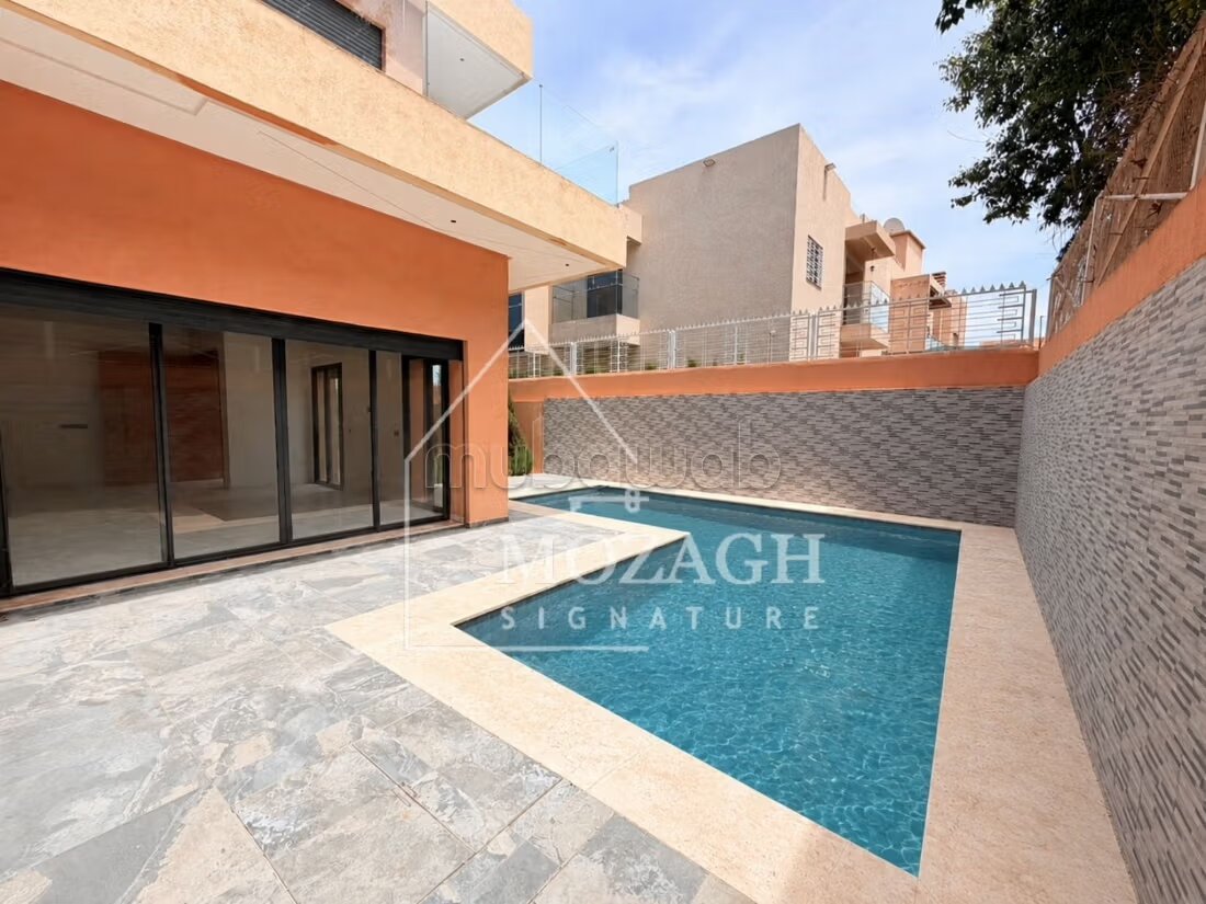 Villa 450 m² à louer à Marrakech — Photo 4