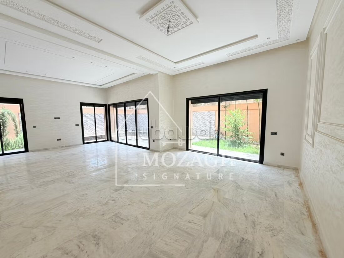 Villa 450 m² à louer à Marrakech — Photo 7