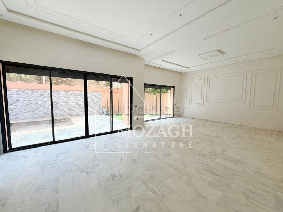 Villa 450 m² à louer à Marrakech — Photo 11