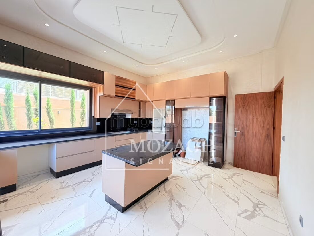 Villa 450 m² à louer à Marrakech — Photo 19