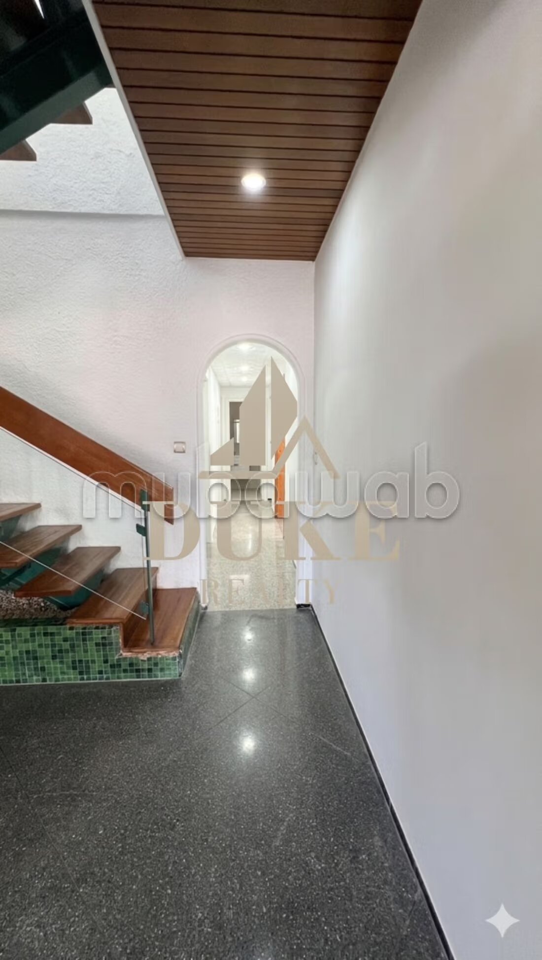 Villa 269 m² à louer à Rabat — Photo 4