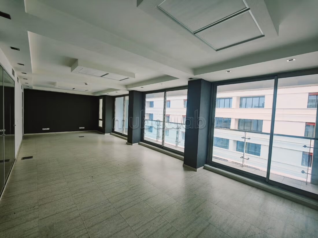 Bureaux à louer - 4500 m² - Centre Ville Casablanca — Photo 25