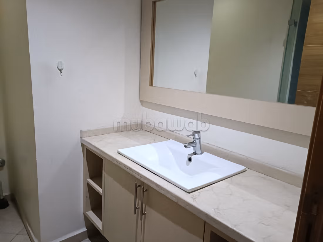 Appartement 102 m² à louer à Rabat (Agdal) — Photo 11