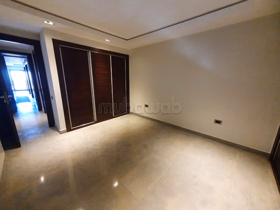 175m² Semi-Furnished Apartment for Rent in Casablanca — Photo 31