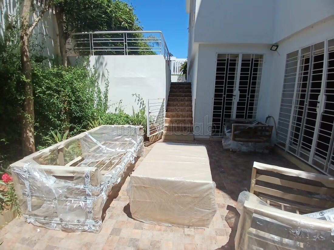 Villa meublée 400 m² à louer à Rabat — Photo 13