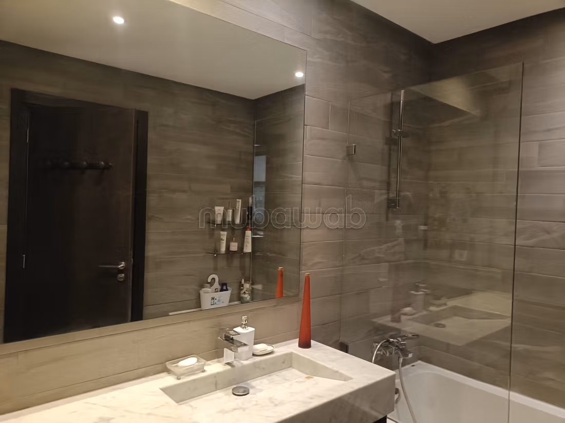 166 m² Apartment for Sale — Photo 13