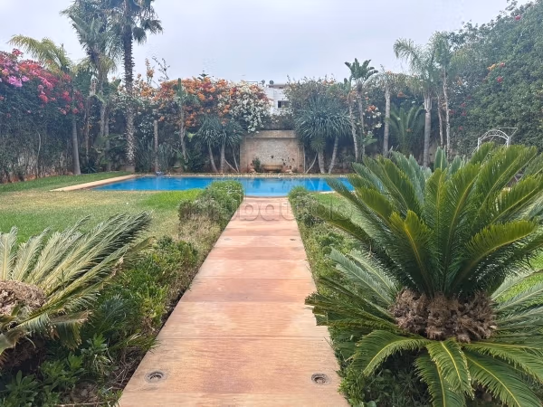 Villa 1500 m² à louer à Casablanca - Anfa — Photo 4