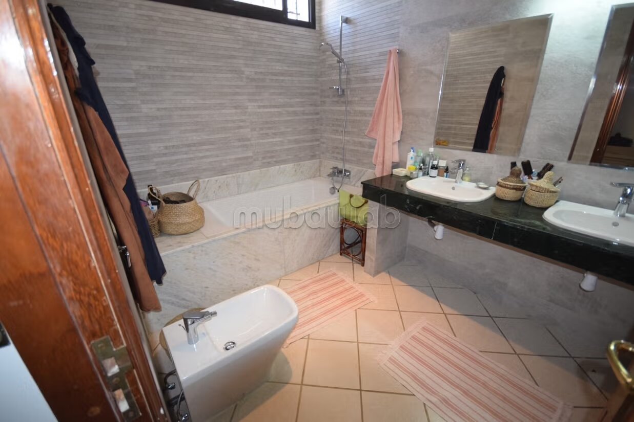 Villa 1500 m² à louer à Casablanca - Anfa — Photo 17