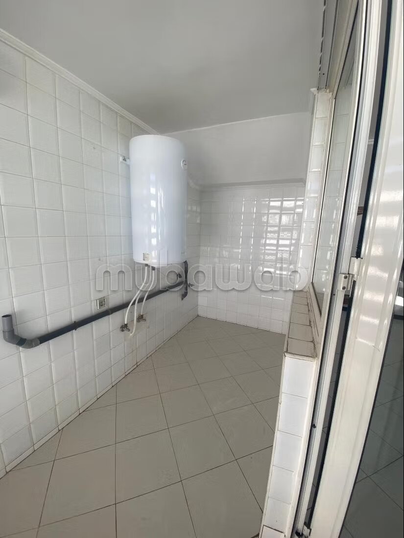 Appartement 125 m² à louer à Rabat — Photo 157
