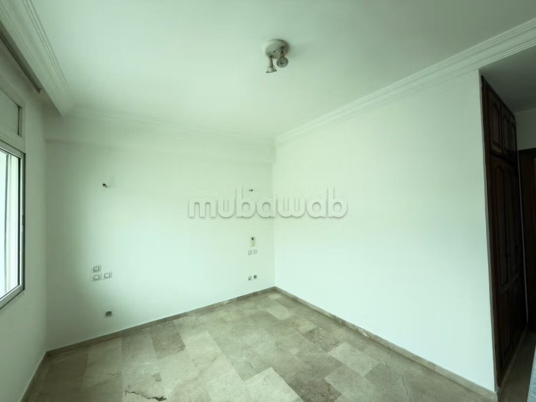 Appartement 125 m² à louer à Rabat — Photo 194