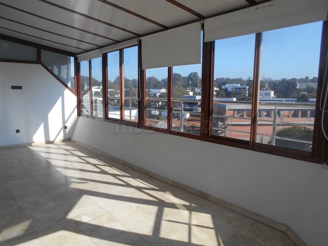 Appartement 125 m² à louer à Rabat — Photo 306
