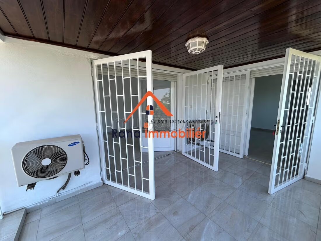Villa 800 m² à louer à Rabat (Hassan) — Photo 11