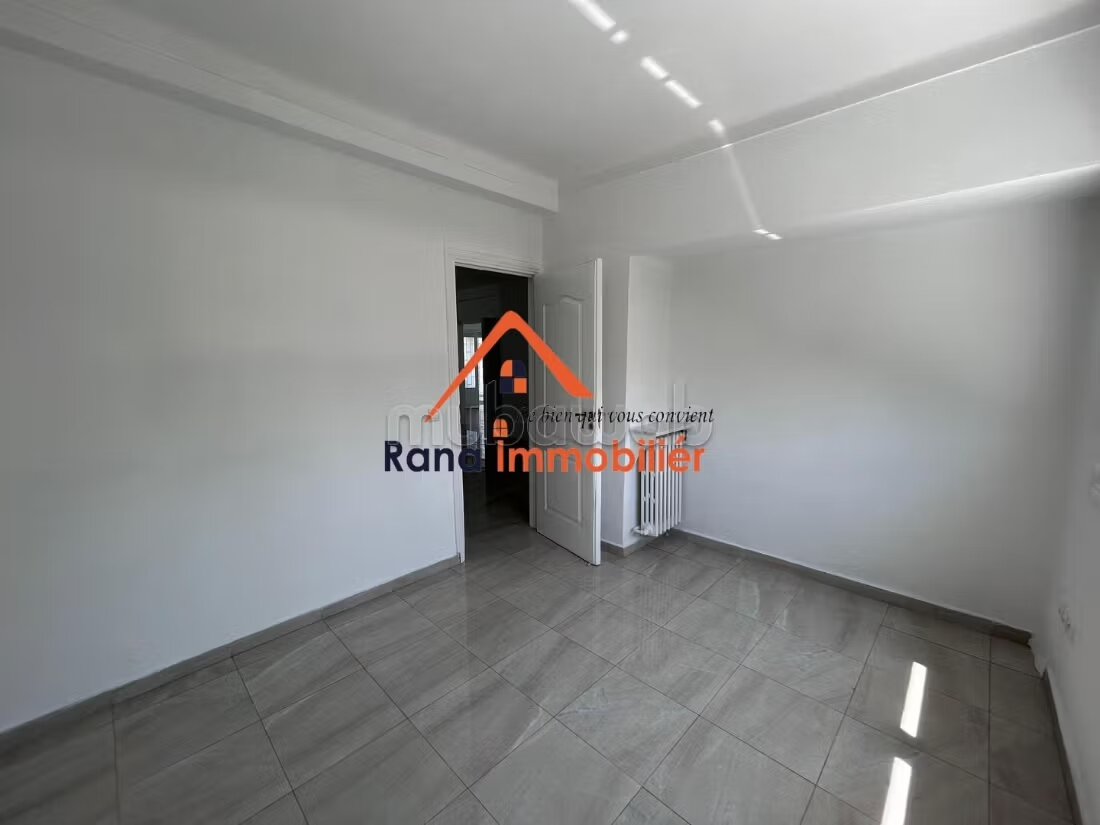 Villa 800 m² à louer à Rabat (Hassan) — Photo 12