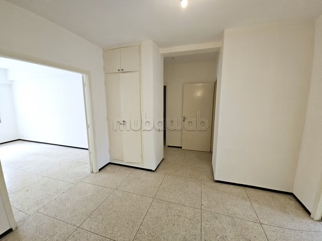 شقة منظمة 30 م² للايجار في الرباط (أغdal) — Photo 284