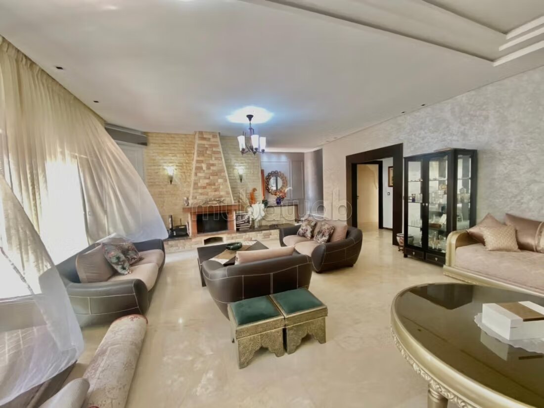 Villa 250 m² à louer à Rabat (Harhoura) — Photo 26