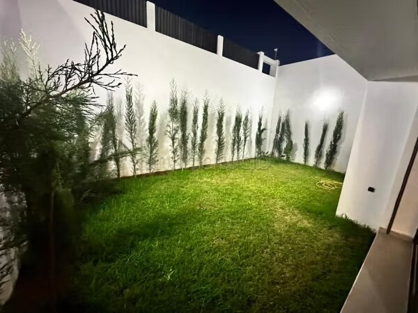 Villa 250 m² à louer à Rabat (Harhoura) — Photo 36