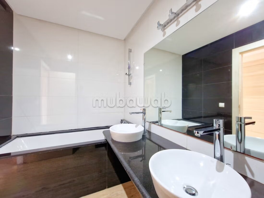 شقة 140 م² للإيجار في الدار البيضاء - Maarif Extension — Photo 13