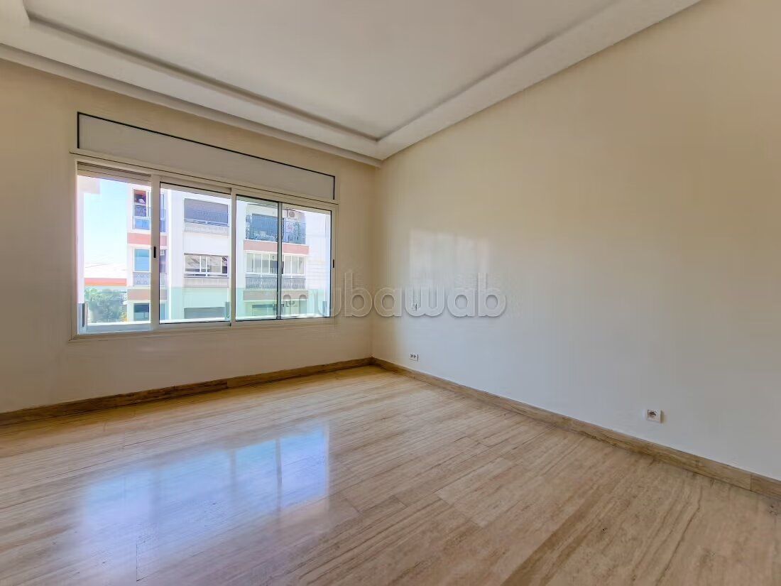 شقة 140 م² للإيجار في الدار البيضاء - Maarif Extension — Photo 17
