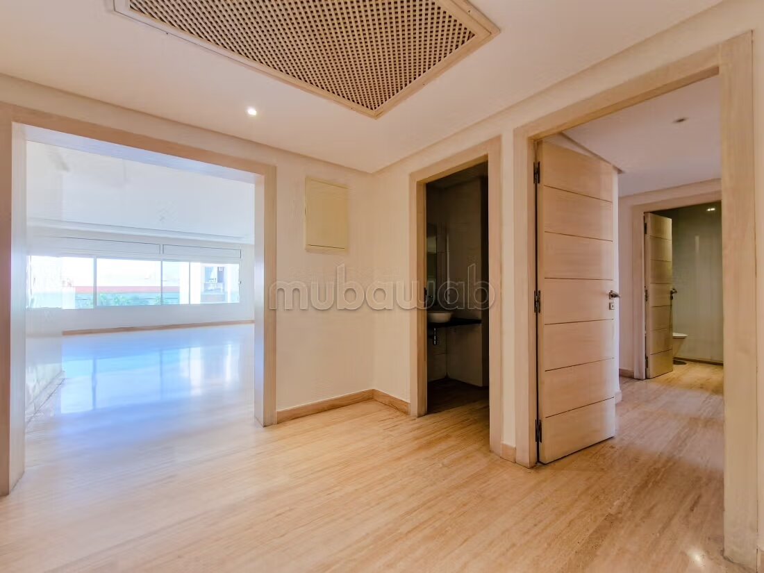 شقة 140 م² للإيجار في الدار البيضاء - Maarif Extension — Photo 6