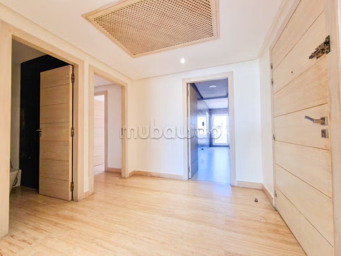 شقة 140 م² للإيجار في الدار البيضاء - Maarif Extension — Photo 10