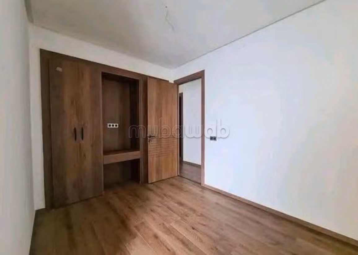 فيلا للإيجار في الدار البيضاء - 260 م² — Photo 8