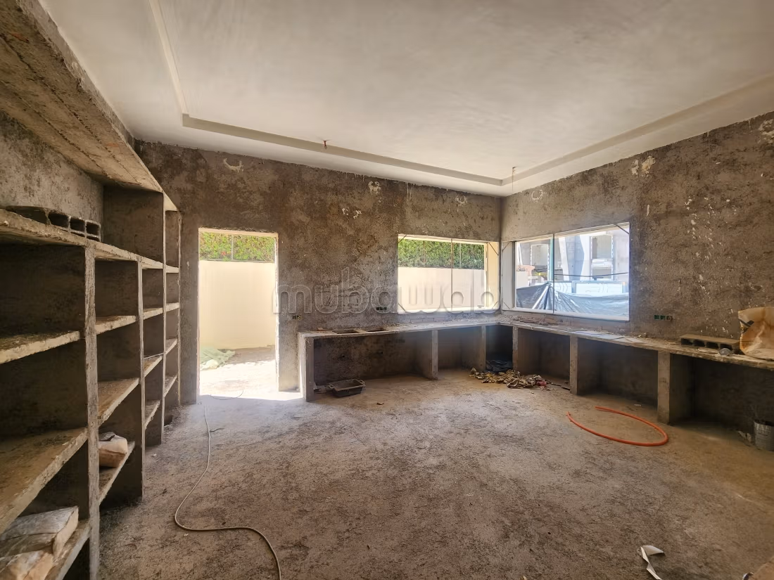 Villa Contemporaine Semi Finie 450 m² à Vendre à Marrakech — Photo 7